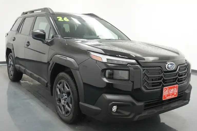 2026 Subaru Outback Premium's photo