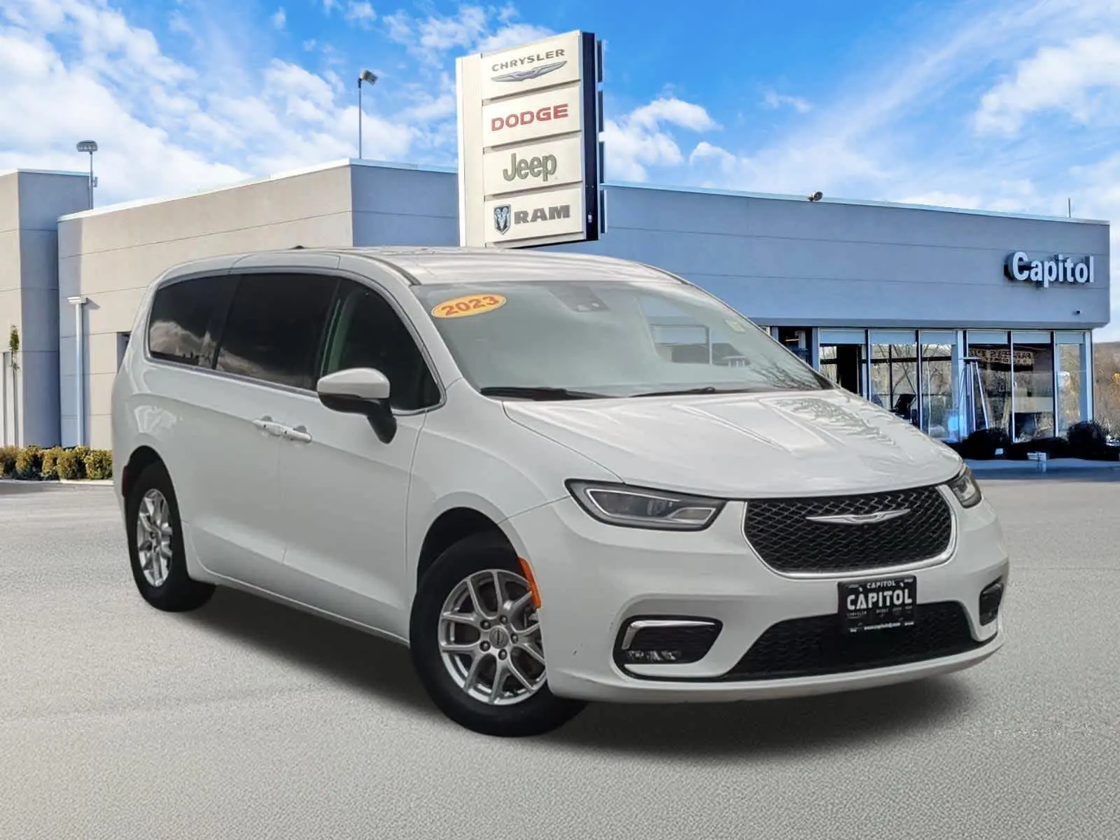Vehicle Image 1