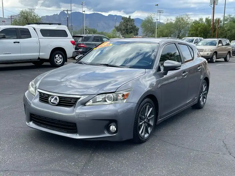 2013 Lexus CT 200h 200h's photo