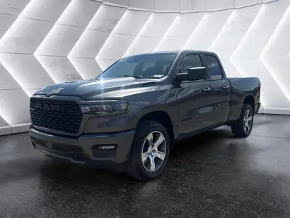 2026 RAM 1500 Express Quad Cab 6'4 photo 4