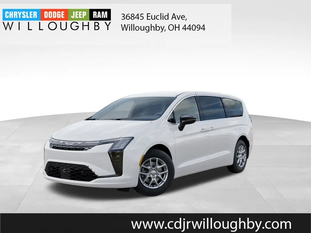 2027 Chrysler Pacifica Select photo 1