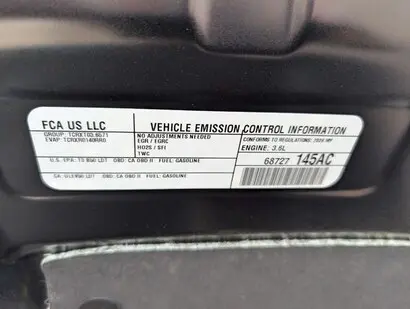 2026 Chrysler Pacifica Select AWD photo 4