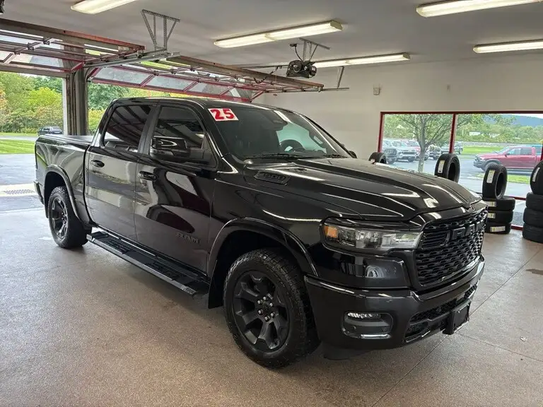 2025 RAM 1500 Big Horn/Lone Star 4WD Crew Cab 5'7's photo