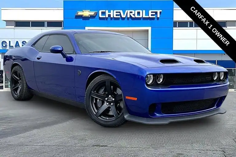 2022 Dodge Challenger SRT Hellcat's photo