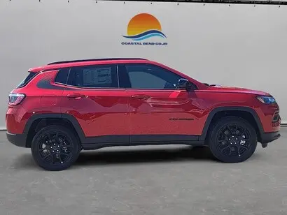 2026 Jeep Compass Altitude 4X4 photo 4