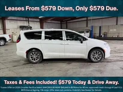 2026 Chrysler Pacifica Select AWD photo 3