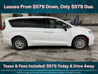 2026 Chrysler Pacifica Select photo 3