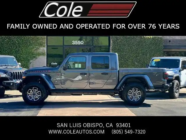 2026 Jeep Gladiator Mojave Auto's photo