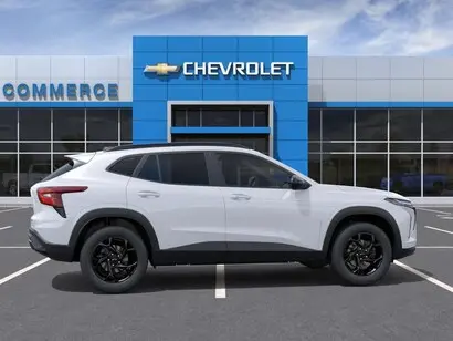 2026 Chevrolet Trax LT photo 5