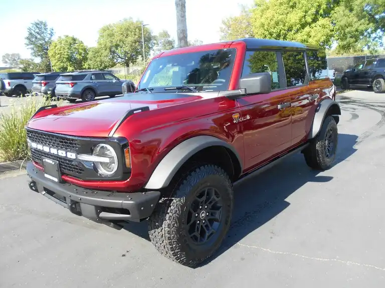 2026 Ford Bronco Badlands 4x4's photo