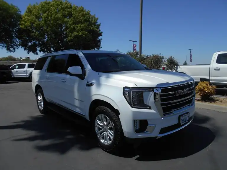 2023 GMC Yukon SLT 4WD's photo