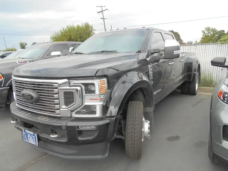2021 Ford F-450 Platinum 4WD Crew Cab DRW 8' Box's photo