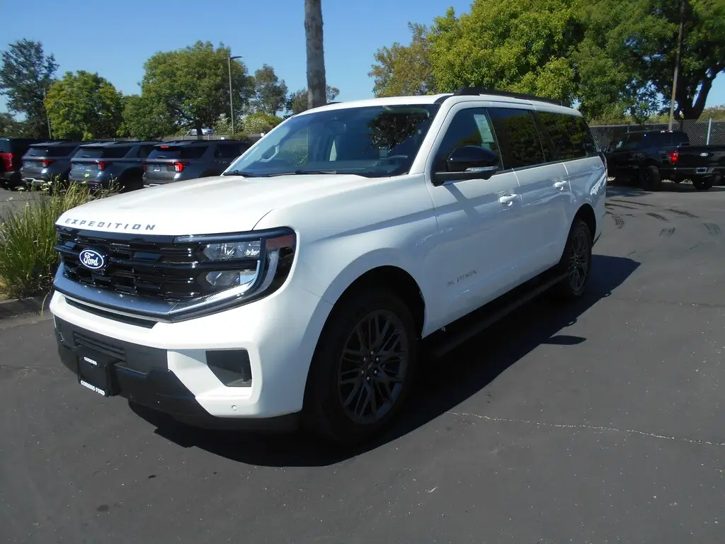 2027 Ford Expedition Platinum MAX 4x2 photo 1