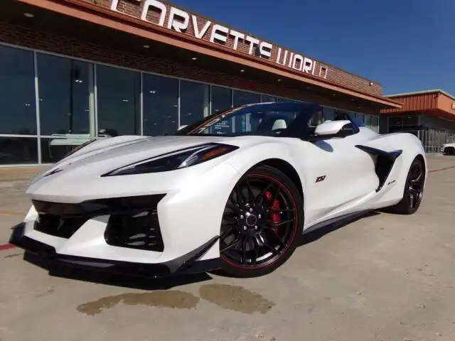 2023 Chevrolet Corvette Z06 Convertible 3LZ's photo