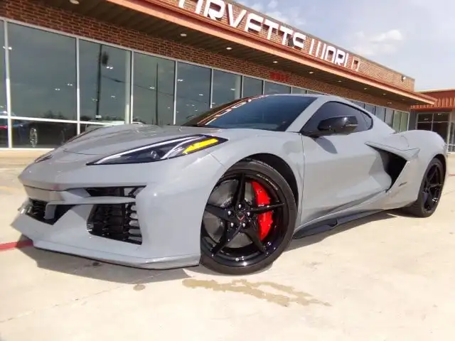 2025 Chevrolet Corvette E-Ray Coupe 1LZ's photo