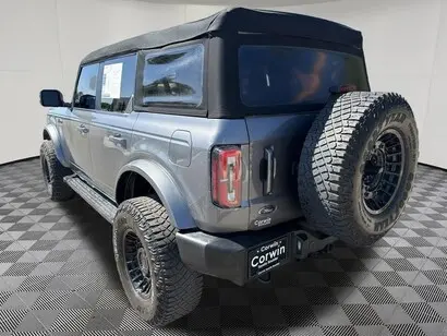 2023 Ford Bronco Outer Banks 4WD photo 5
