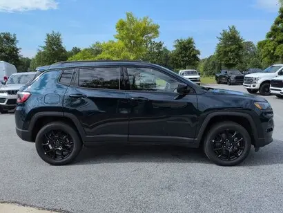 2026 Jeep Compass Altitude 4X4 photo 3