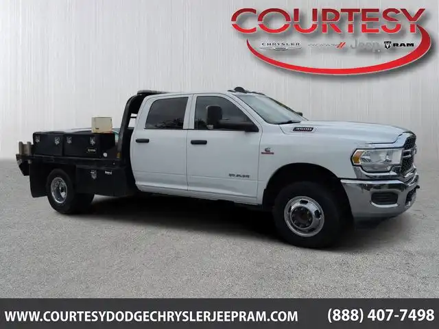 2020 RAM 3500 Tradesman 4X4 Crew Cab SRW's photo