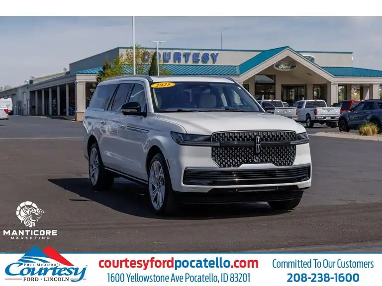 2025 Lincoln Navigator Reserve L 4WD's photo