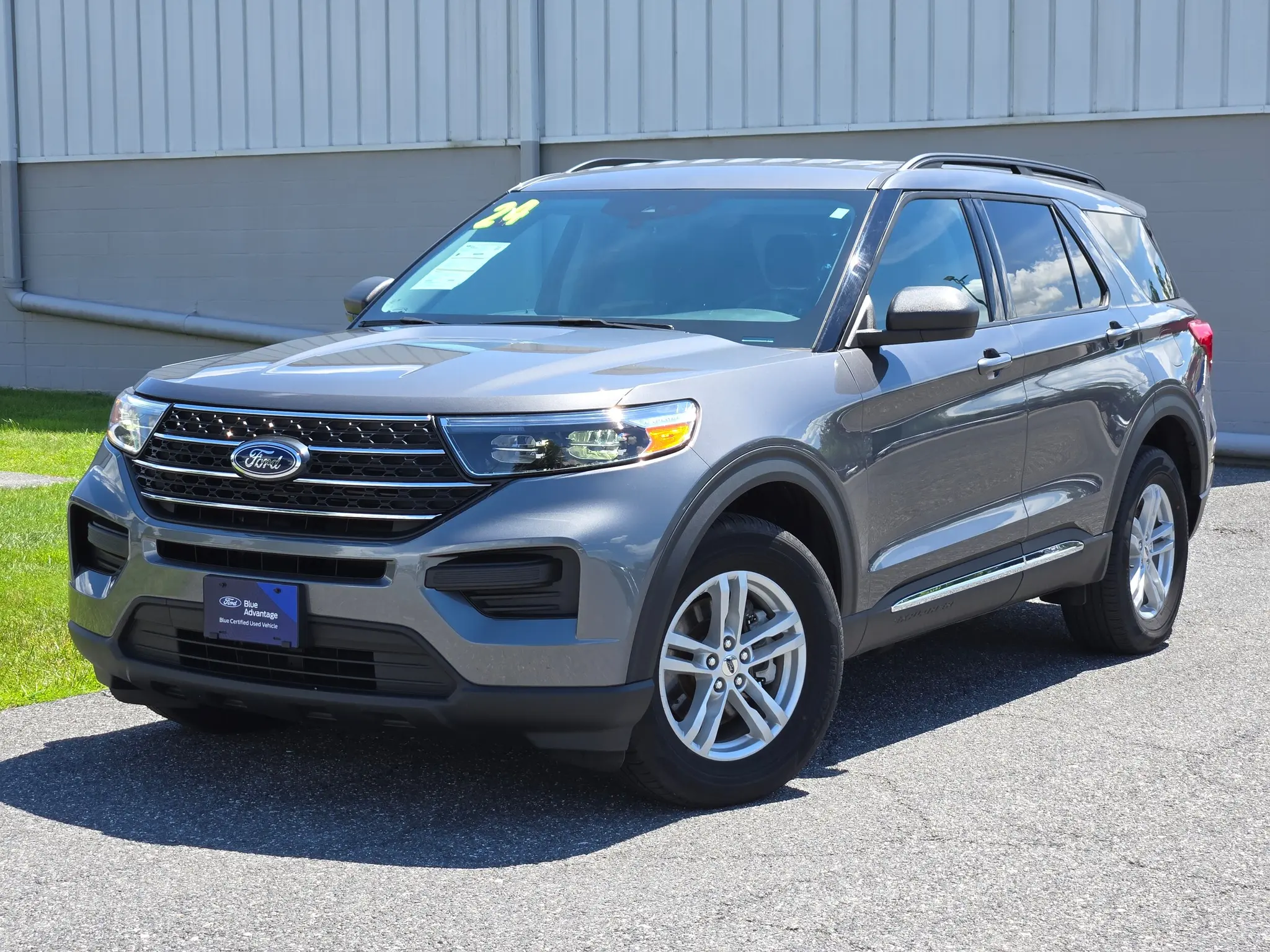 Vehicle Image 1