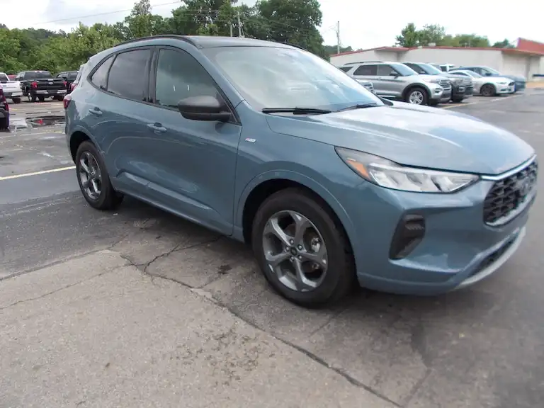 2023 Ford Escape ST-Line AWD's photo
