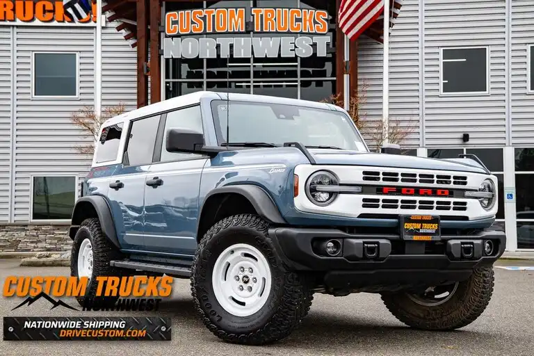 2023 Ford Bronco Heritage 4WD 4-door's photo