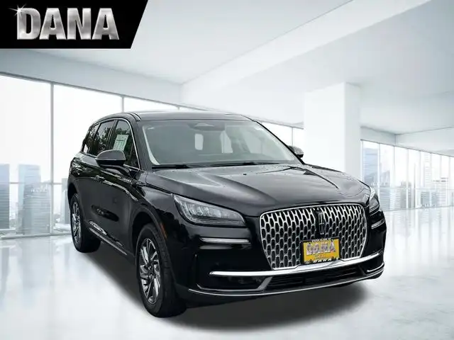 2025 Lincoln Corsair Premiere AWD's photo