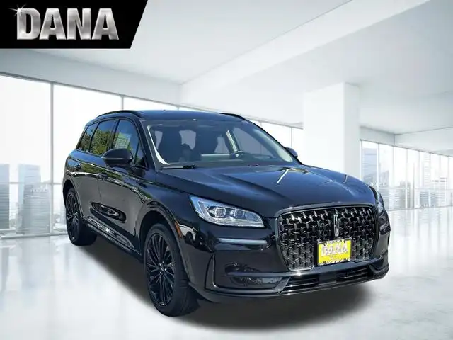 2023 Lincoln Corsair Reserve AWD's photo