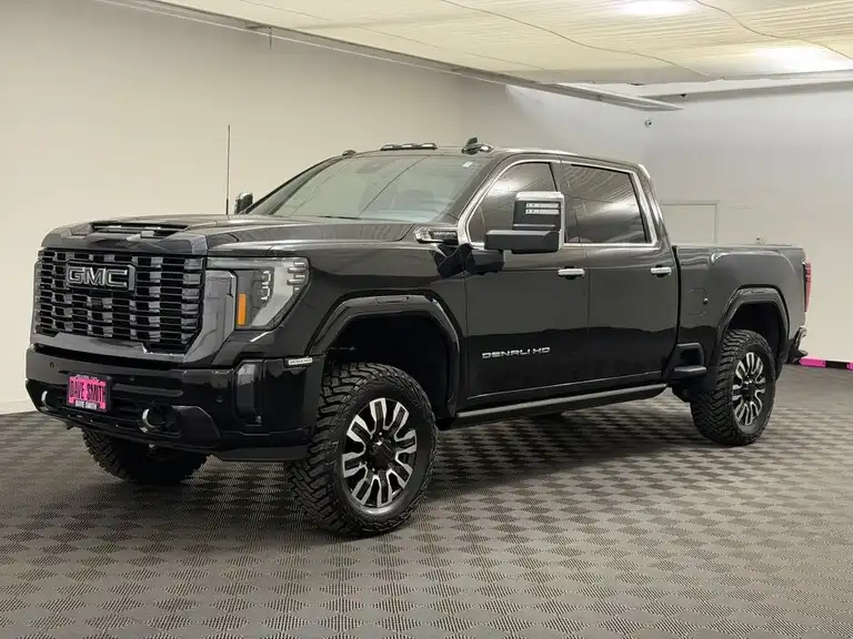 2024 GMC Sierra 4WD Crew Cab Long Box Denali Ultimate's photo