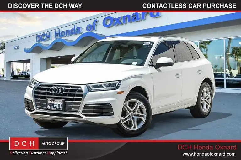 2018 Audi Q5 2.0T quattro S tronic Premium Plus's photo