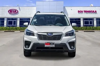 2021 Subaru Forester Premium photo 2