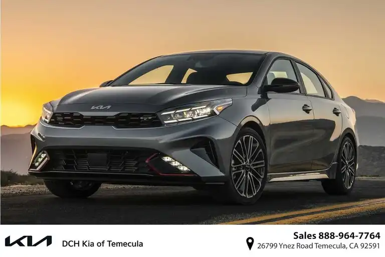 2023 Kia Forte LXS AT's photo