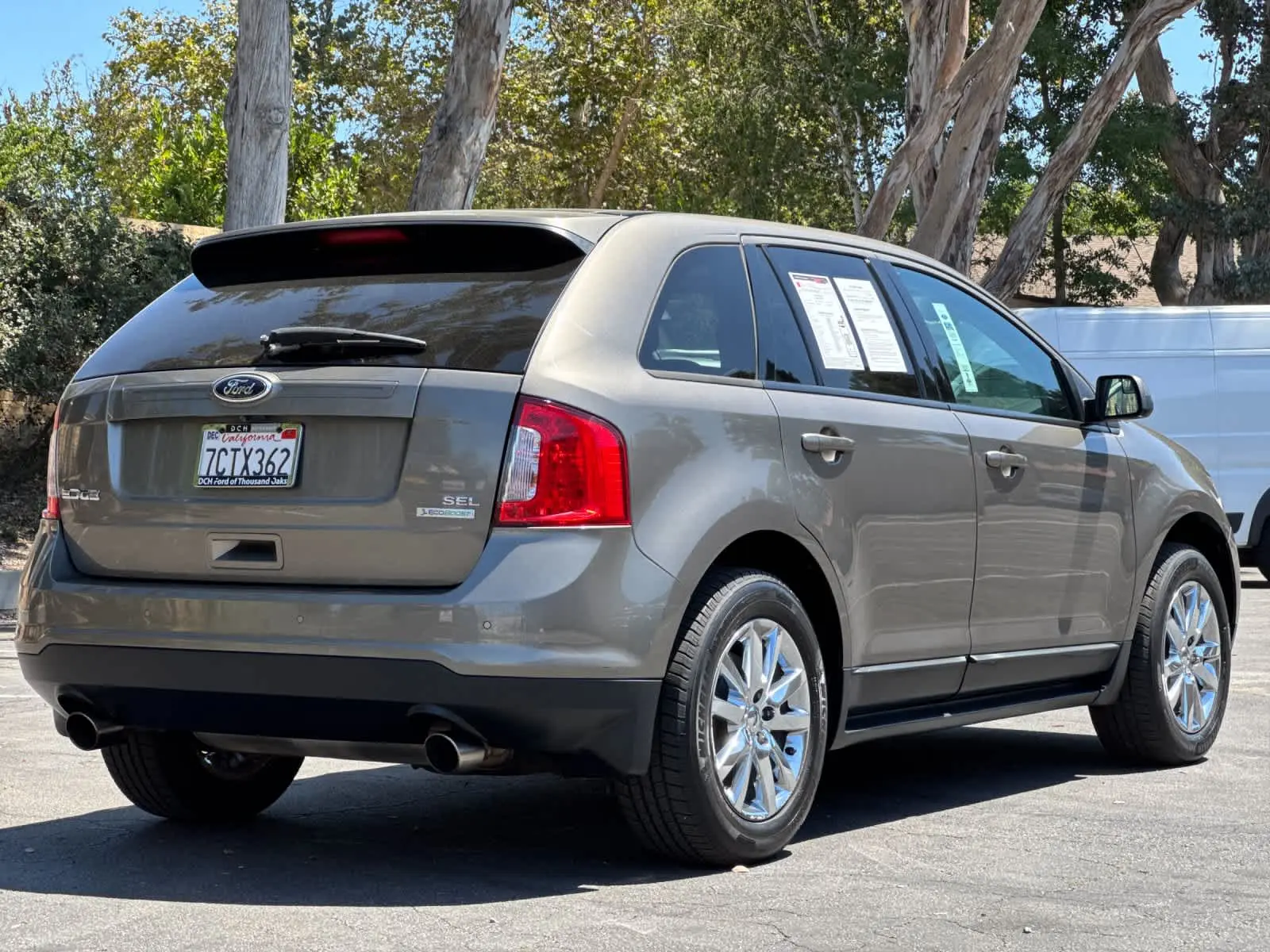 Vehicle Image 2