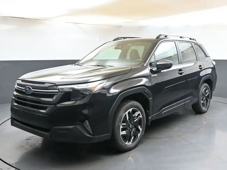2026 Subaru Forester Premium Hybrid's photo