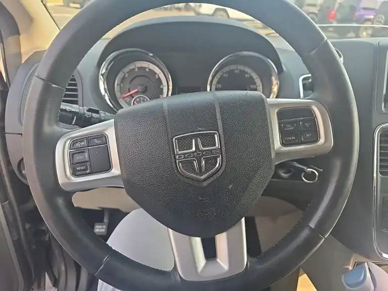 2016 Dodge Grand Caravan SXT's photo
