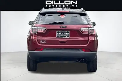 2021 Jeep Compass Altitude 4X4 photo 5