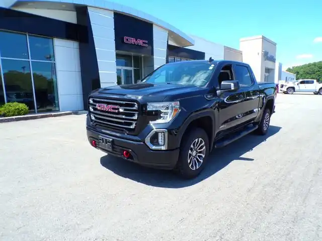2020 GMC Sierra 4WD Crew Cab Short Box AT4's photo