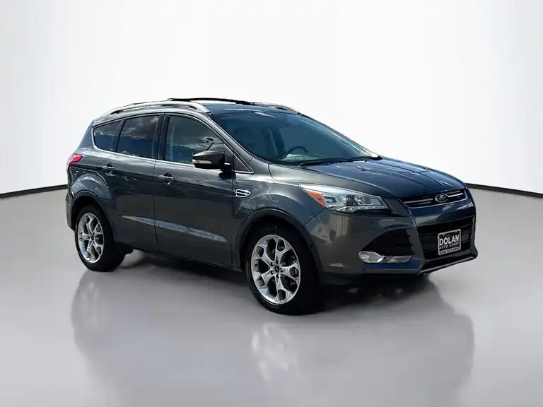 2016 Ford Escape Titanium's photo