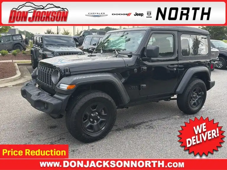 2025 Jeep Wrangler Sport's photo