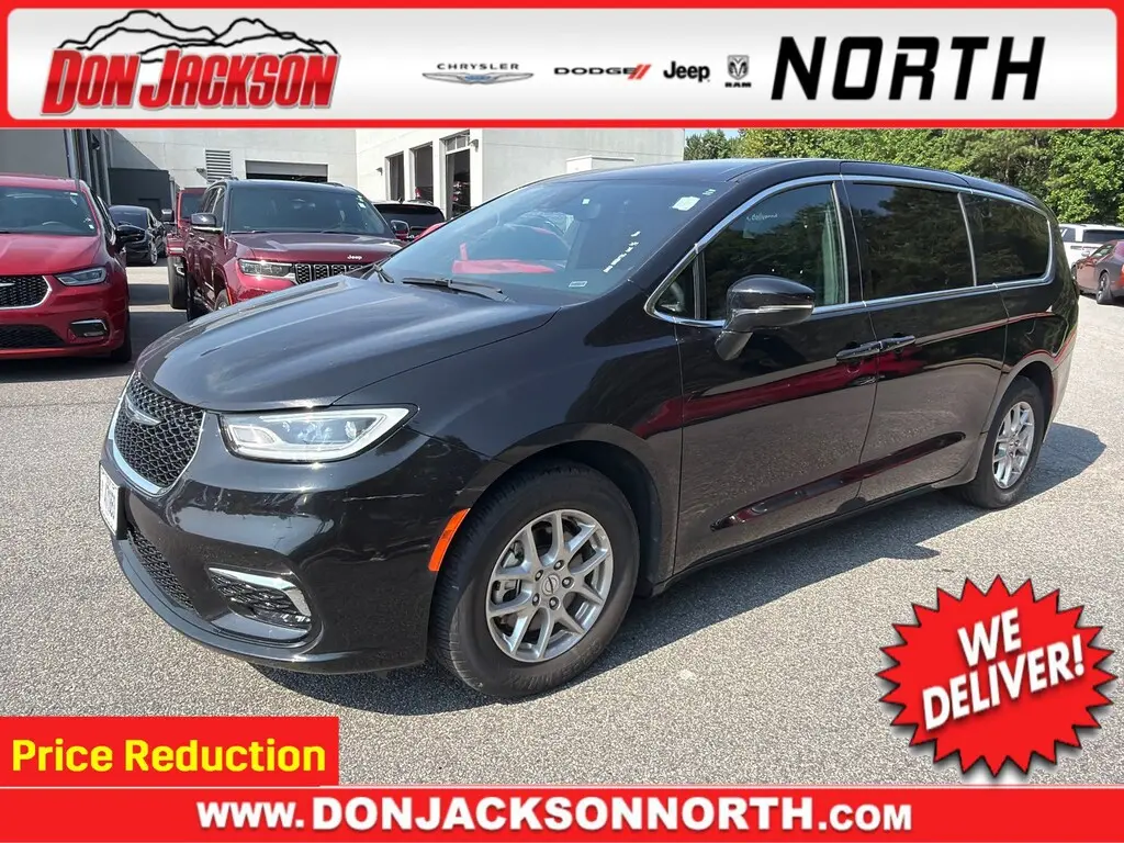 2025 Chrysler Pacifica Select photo 1