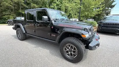 2026 Jeep Gladiator Rubicon Auto photo 5