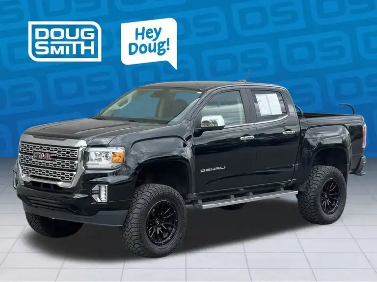 2022 GMC Canyon Denali 4WD Crew Cab Short Box's photo
