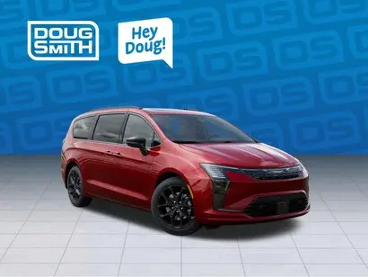 2027 Chrysler Pacifica Limited AWD photo 5