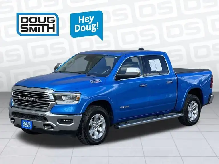 2022 RAM 1500 Laramie 4x4 Crew Cab 5'7's photo