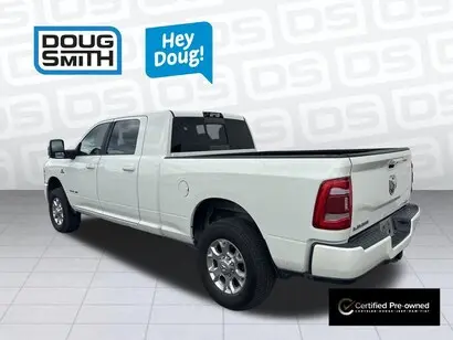2023 RAM 3500 Laramie 4X4 Mega Cab photo 5