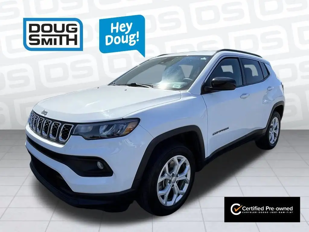 2024 Jeep Compass Latitude 4X4 photo 1