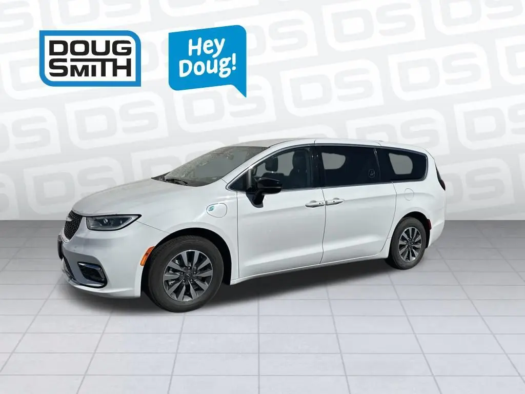 2024 Chrysler Pacifica Hybrid PHEV Select photo 1
