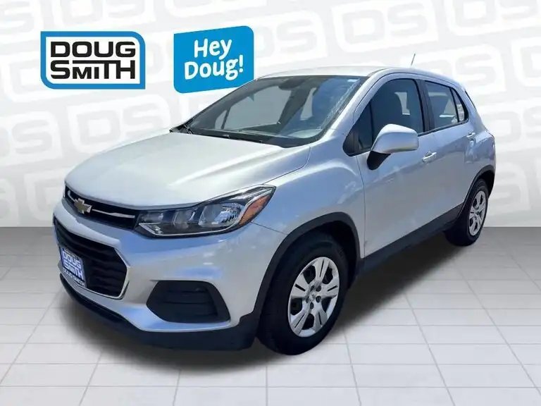 2018 Chevrolet Trax LS's photo