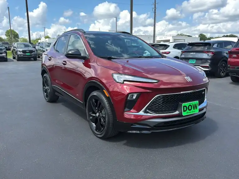 2025 Buick Encore GX Sport Touring's photo