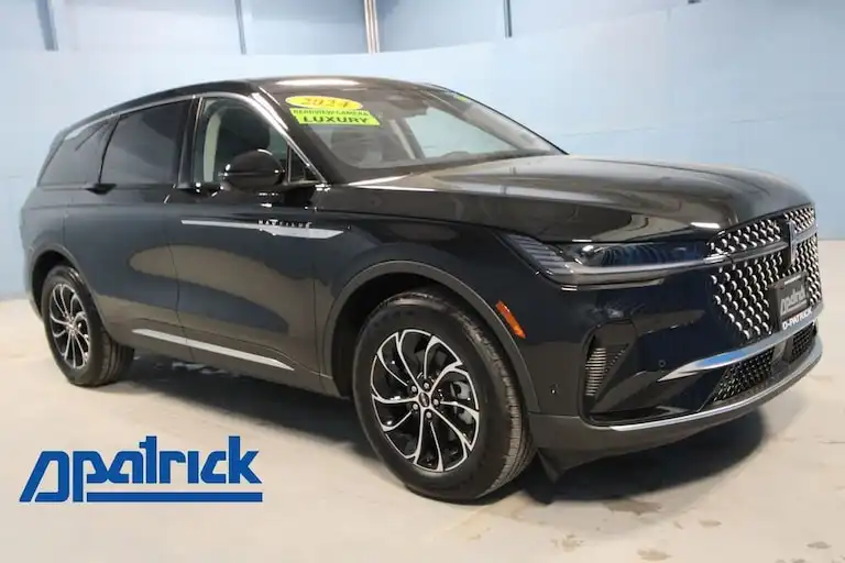2024 Lincoln Nautilus Premiere AWD's photo